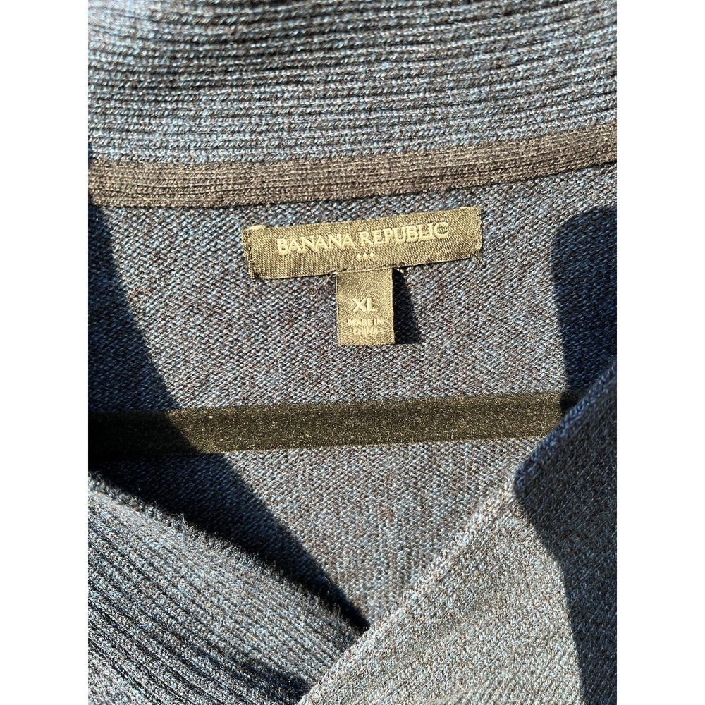 Banana Republic Men’s V-Neck Pullover Sweater Blue Size XL - Picture 3 of 4